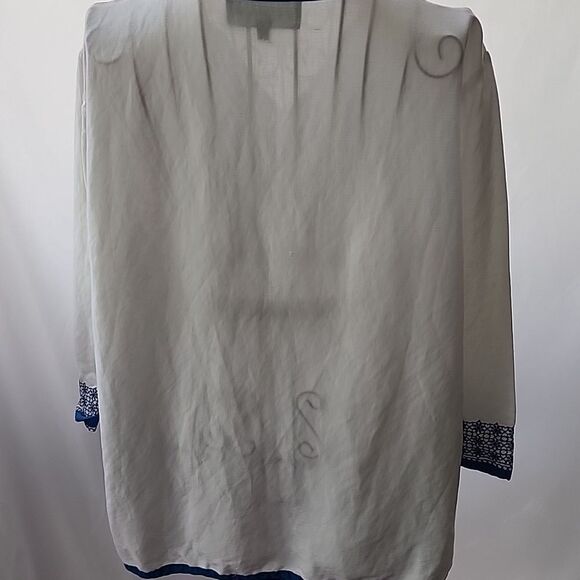 Linen Embroidered V~Neck Tunic Size Large With Blue Piping - Picture 6 of 7